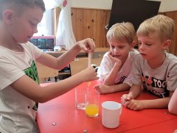 Laboratorium małego chemika