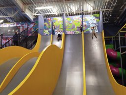 Wyjście do happy jumper